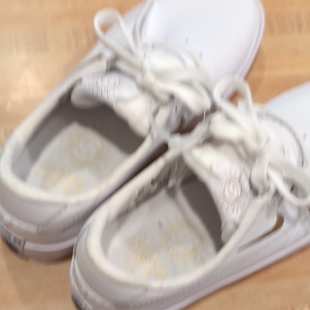 Nike White and Gold Minimalist Sneakers - Picture 7 of 7